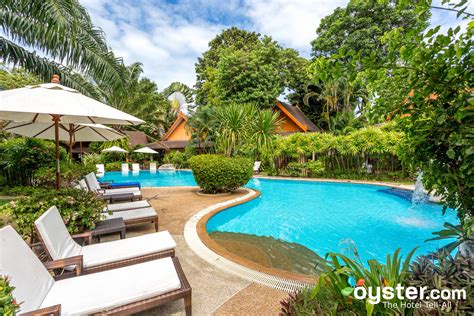 PALM GARDEN RESORT .